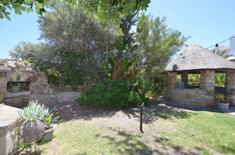 7 Bedroom Property for Sale in Westcliff Western Cape